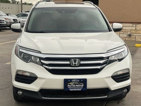Used 2017 Honda Pilot Elite image 3