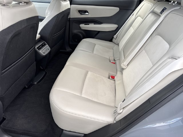 Certified 2024 Nissan Ariya AWD image 13