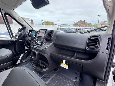 Used 2025 RAM ProMaster 3500 w/ Convenience Group FWD image 19