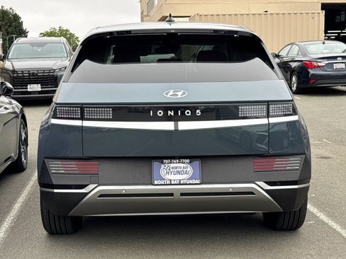 Certified 2024 Hyundai Ioniq 5 SEL RWD image 6