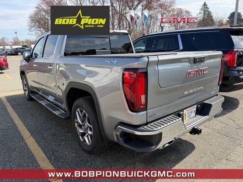 Used 2023 GMC Sierra 1500 SLT w/ SLT Premium Package image 3