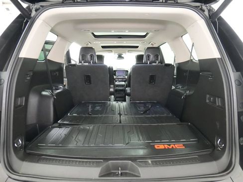 Used 2019 GMC Acadia Denali w/ Technology Package AWD/4WD image 29