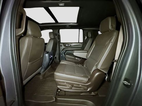 Used 2022 GMC Yukon XL Denali image 29