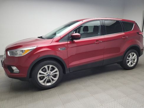 Used 2017 Ford Escape SE w/ SE Cold Weather Package AWD/4WD image 2