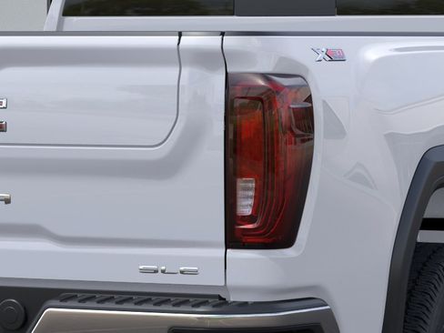 New 2026 GMC Sierra 2500 SLE w/ SLE Value Package; AWD/4WD image 11