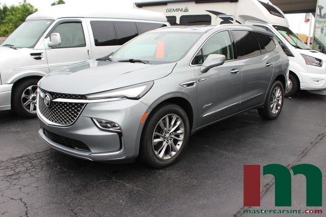 Used 2024 Buick Enclave Avenir w/ Avenir Technology Package AWD/4WD image 1