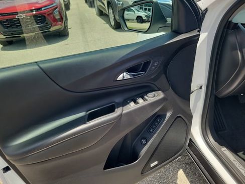 Used 2020 Chevrolet Equinox Premier FWD image 18
