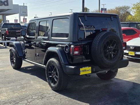 Used 2023 Jeep Wrangler Unlimited Sport image 6