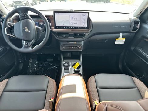 New 2026 Ford Bronco Sport Outer Banks w/ Outer Banks Tech Package+ AWD/4WD image 13