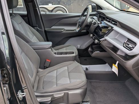 New 2027 Chevrolet Bolt LT w/ Comfort Package FWD image 25