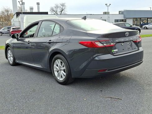 Used 2025 Toyota Camry LE image 4