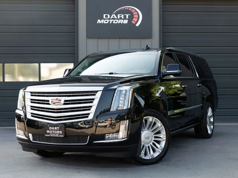 Used 2015 Cadillac Escalade ESV Platinum AWD/4WD image 3