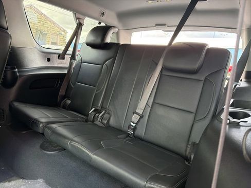 Used 2020 Chevrolet Suburban Premier image 20
