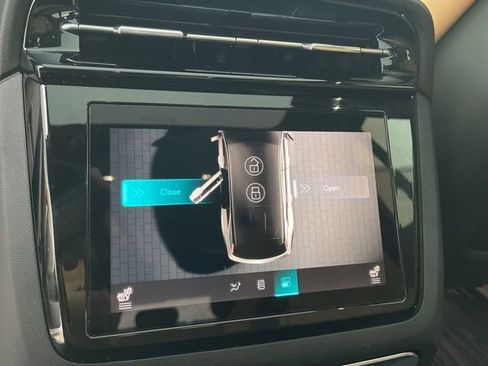 Used 2025 Cadillac Escalade IQ Sport 2 w/ LPO, ONYX Package image 12