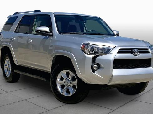 Used 2024 Toyota 4Runner SR5 Premium AWD/4WD image 3