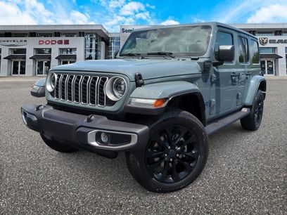Used 2025 Jeep Wrangler Sahara
