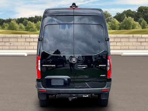 Used 2024 Mercedes-Benz Sprinter 144 Cargo image 4