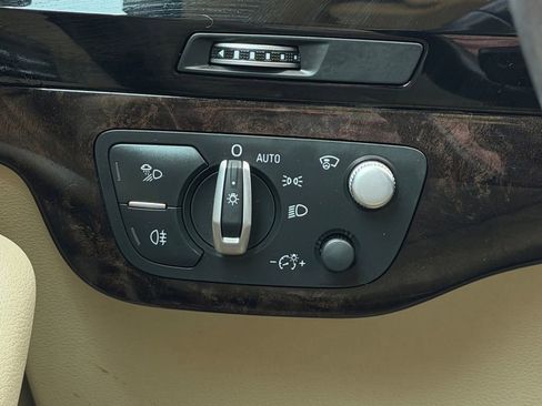 Used 2019 Audi Q7 3.0T Prestige image 19