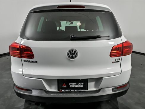 Used 2017 Volkswagen Tiguan Wolfsburg Edition image 9