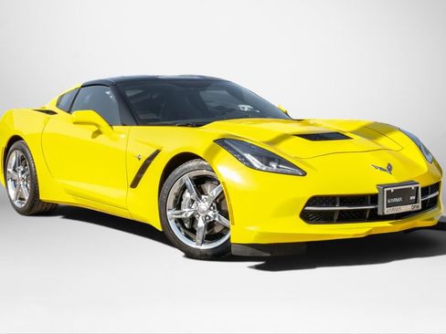 Used 2014 Chevrolet Corvette Stingray Coupe w/ 3LT Preferred Equipment Group RWD image 4