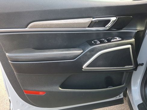 Certified 2022 Kia Telluride EX w/ EX Premium Package image 13