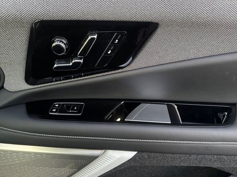 Certified 2025 Cadillac Optiq Luxury 1 image 20