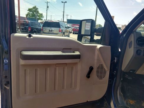 Used 2008 Ford F250 FX4 image 22