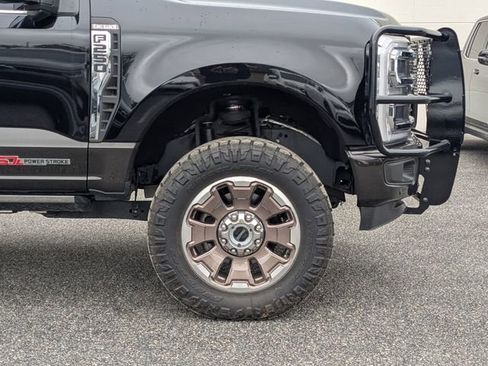 Used 2024 Ford F250 King Ranch image 11