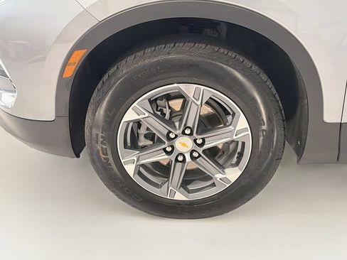 Used 2024 Chevrolet Blazer LT w/ Convenience Package FWD image 25