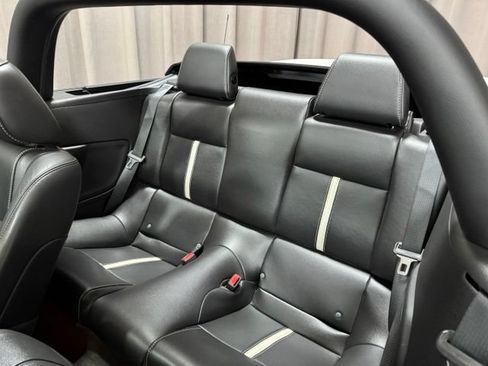 Used 2012 Ford Mustang GT Premium RWD image 35