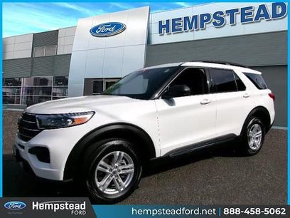 Certified 2022 Ford Explorer XLT w/ Equipment Group 202A