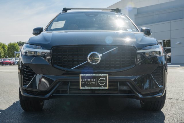 Certified 2024 Volvo XC60 T8 Ultimate w/ Protection Package Premier AWD/4WD image 2