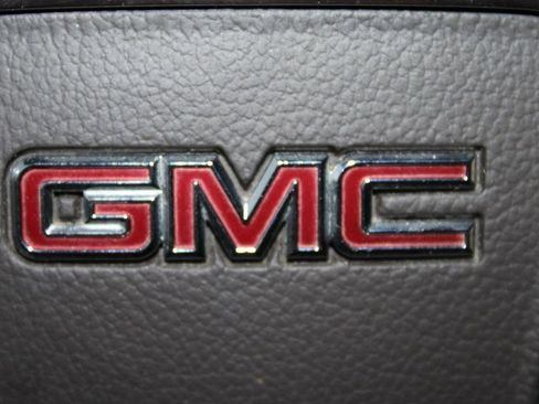 Used 2018 GMC Yukon XL SLT w/ Open Road Package image 27