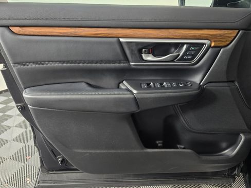 Used 2021 Honda CR-V Touring image 19