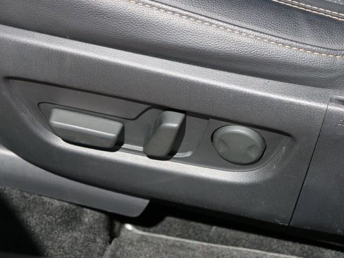 Used 2024 MAZDA CX-90 Plug-In Hybrid w/ Premium Pkg image 27