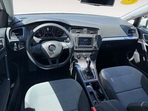 Used 2015 Volkswagen e-Golf Limited Edition FWD image 15