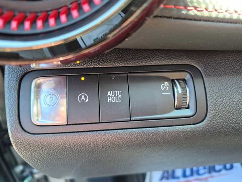 New 2026 Chevrolet Equinox RS w/ Convenience Package III FWD image 16