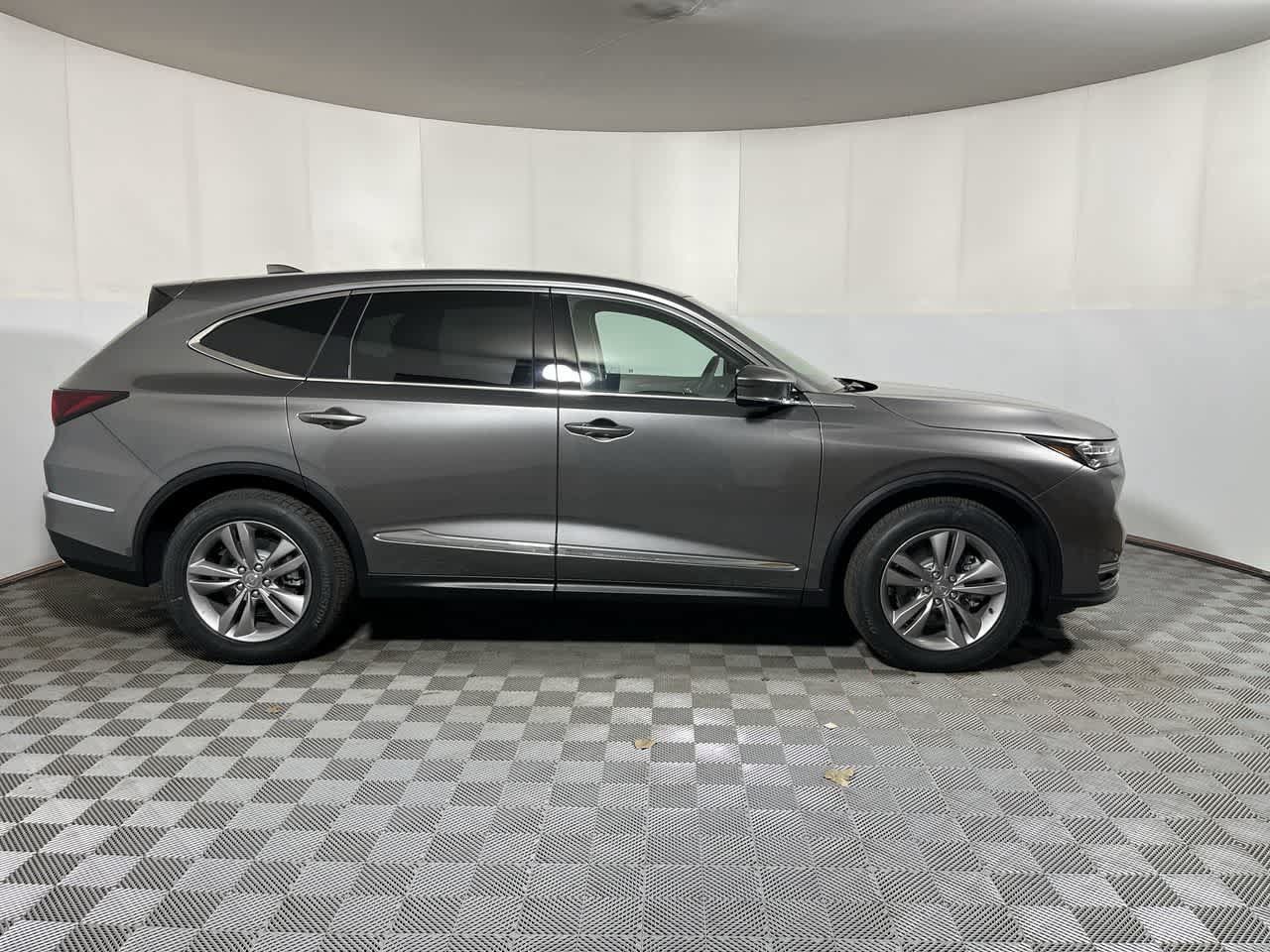 Used 2026 Acura MDX SH-AWD image 9