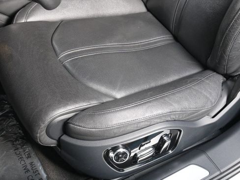 Used 2013 Audi A8 L 4.0T w/ Comfort Pkg image 37