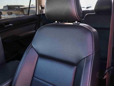 Certified 2022 Volkswagen Atlas SE w/ Panoramic Sunroof Package image 30