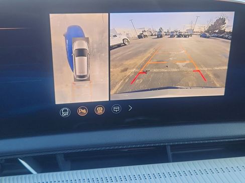 New 2026 Cadillac Optiq Sport 1 w/ LPO, Floor Liner Package AWD/4WD image 14