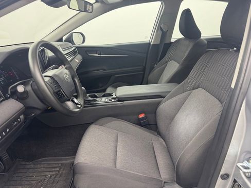 Used 2026 Toyota Camry LE FWD image 9
