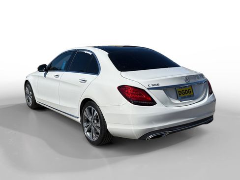 Used 2021 Mercedes-Benz C 300 Sedan image 3