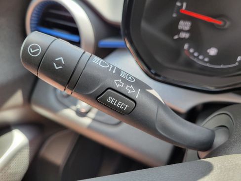 Used 2025 Chevrolet Trax LS FWD image 14