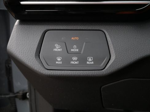 Certified 2023 Volkswagen ID.4 Pro S AWD/4WD image 26