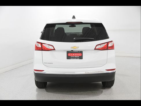 Used 2020 Chevrolet Equinox LT FWD image 19