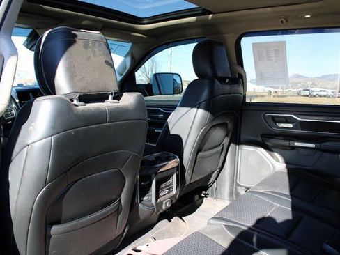 Used 2019 RAM 1500 Laramie image 18