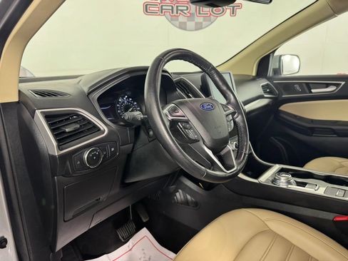 Used 2023 Ford Edge SEL AWD/4WD image 10