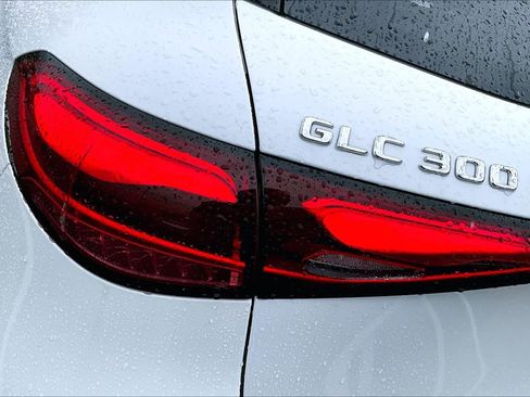 Certified 2026 Mercedes-Benz GLC 300 image 29