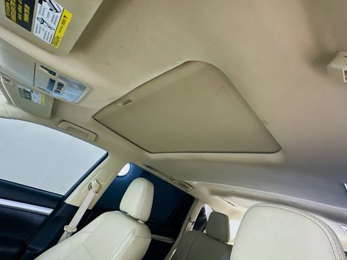 Used 2015 Toyota Highlander XLE image 25